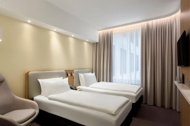 Holiday Inn Express Munich City West 4