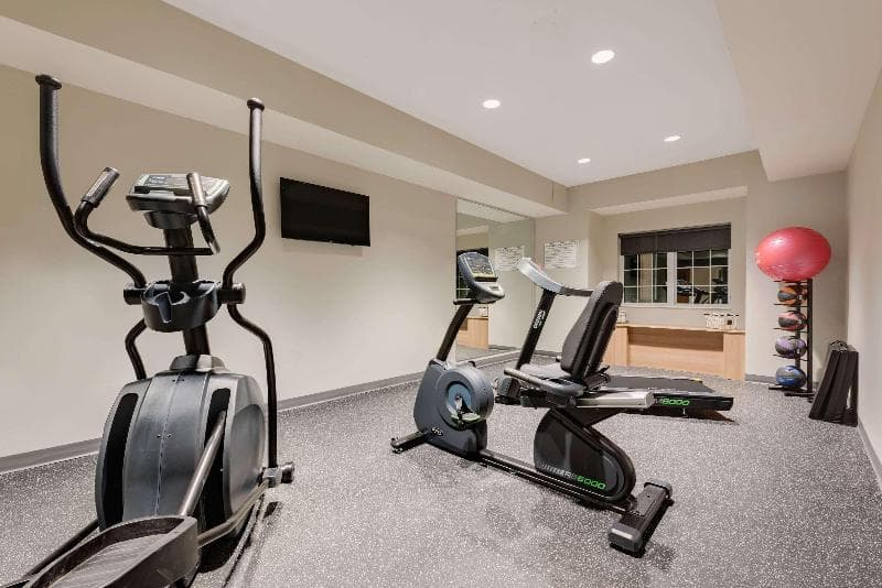 Microtel Inn & Suites By Wyndham Clarion 2
