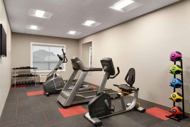 Days Inn & Suites By Wyndham Warman Legends Centre 2