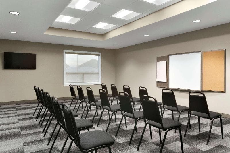 Days Inn & Suites By Wyndham Warman Legends Centre photo 1