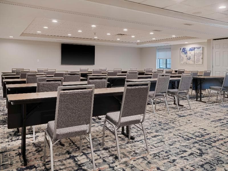 Parsippany Suites Hotel 2