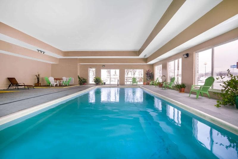 Days Inn & Suites By Wyndham Cuba 5