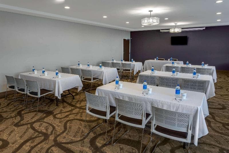 Microtel Inn & Suites By Wyndham Niagara Falls photo 1
