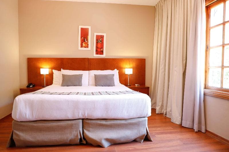 Howard Johnson By Wyndham Escobar Hotel 4