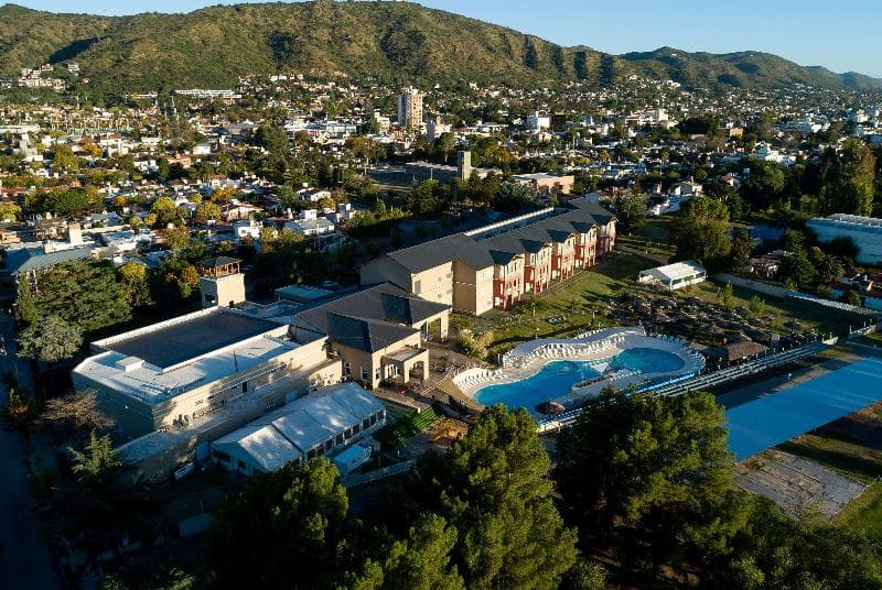 Howard Johnson by Wyndham Villa Carlos Paz 2