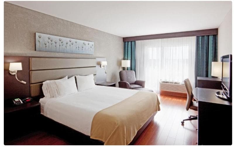Holiday Inn Express & Suites Saint - Hyacinthe 1