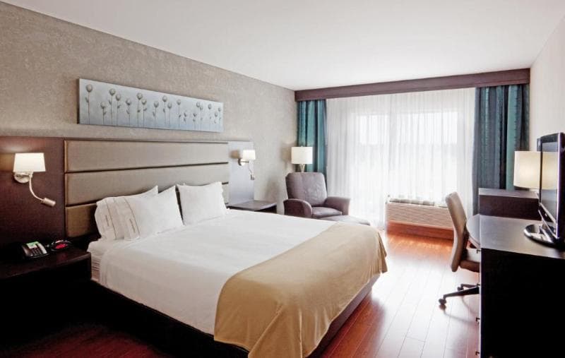 Holiday Inn Express & Suites Saint - Hyacinthe 4