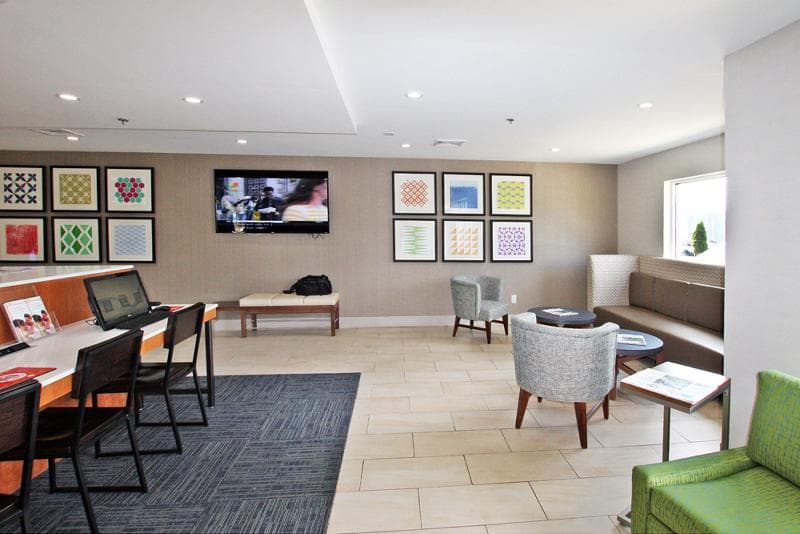 Holiday Inn Express Branford-New Haven photo 1