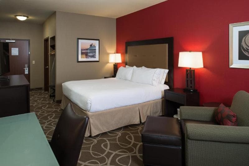 Holiday Inn Express Klamath - Redwood Ntl Pk Area 4
