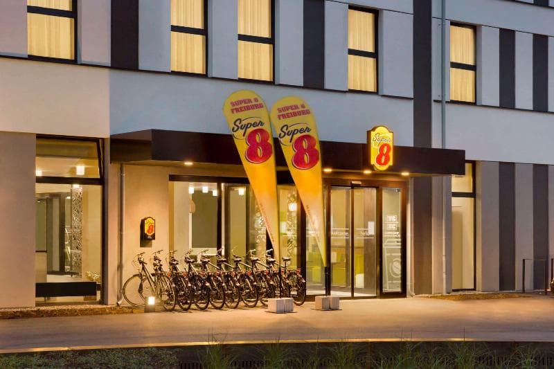 Super 8 by Wyndham Freiburg