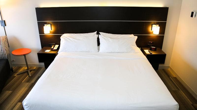 Holiday Inn Express & Suites Kingston-Ulster 3