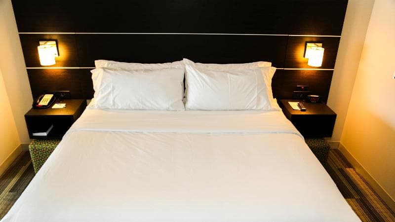 Holiday Inn Express & Suites Kingston-Ulster 4