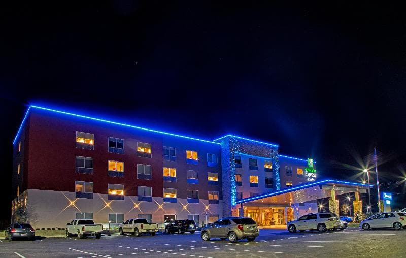 Holiday Inn Express And Suites Tulsa Ne - Claremor 4