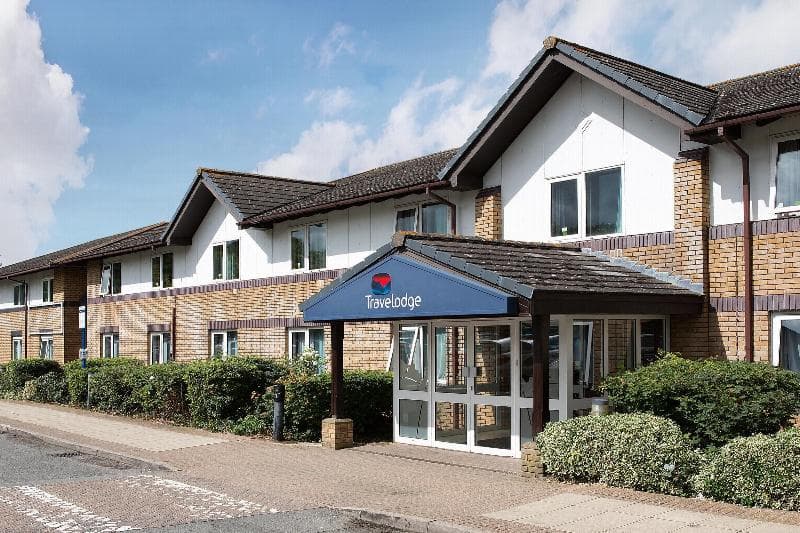 Travelodge Bicester Cherwell Valley main