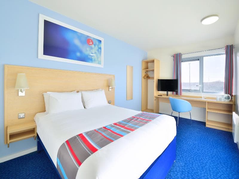 Travelodge Birmingham Maypole 3