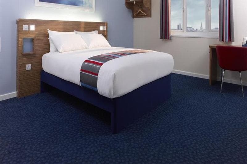 Travelodge Eastleigh Central 5