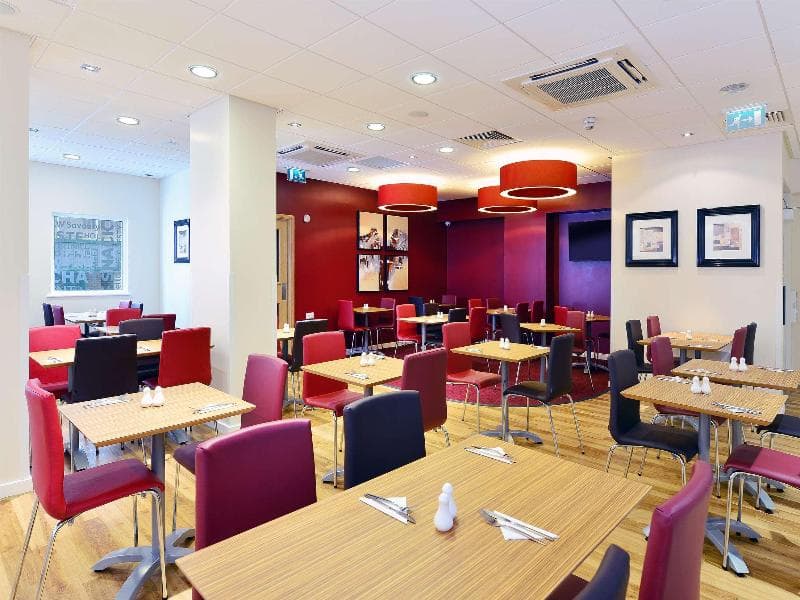 Travelodge Glasgow Queen Street 3
