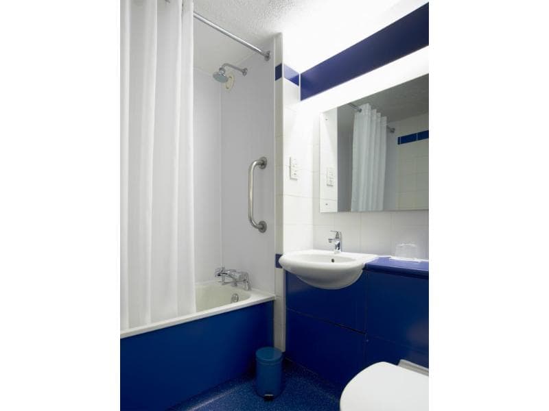 Travelodge Ludlow 5