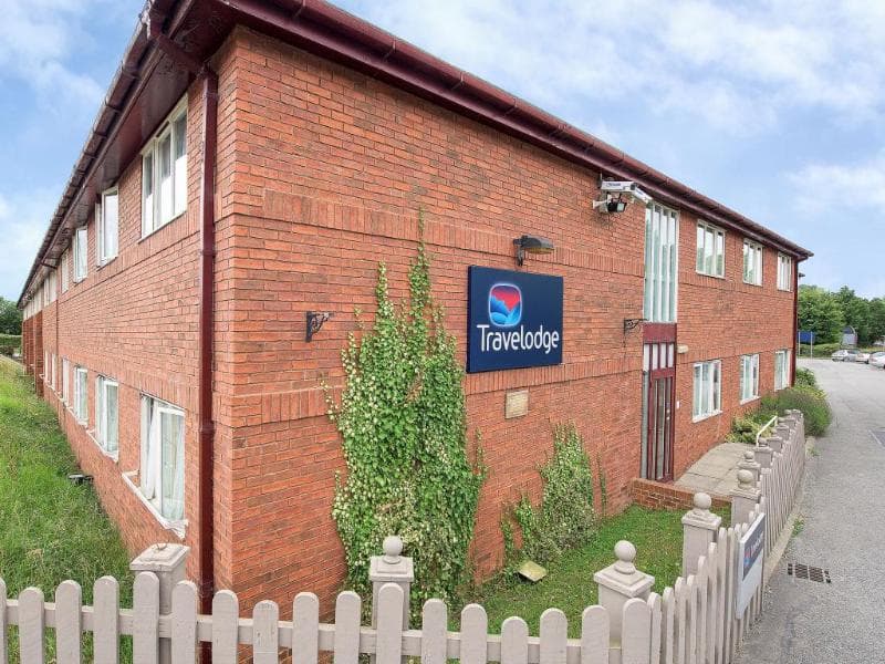Travelodge Northampton Wootton main