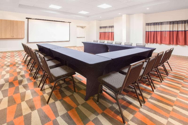 Microtel Inn & Suites By Wyndham Cuauhtemoc photo 1