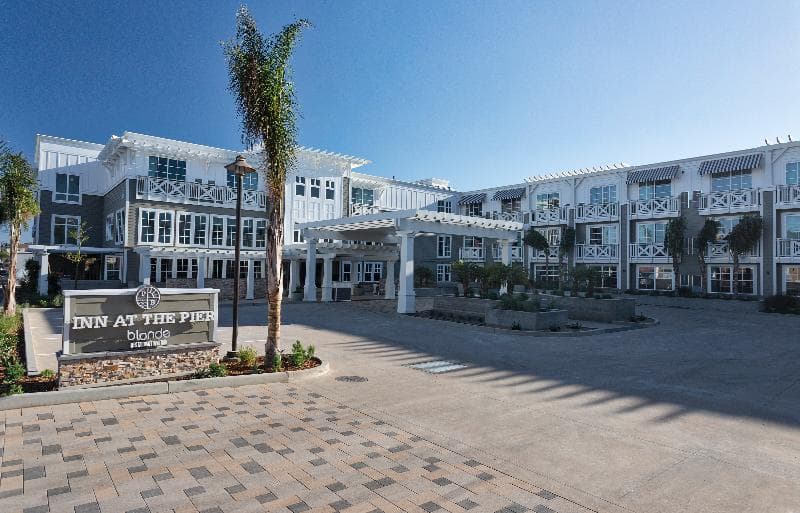 Inn at the Pier Pismo Beach, Curio Collection by Hilton 2