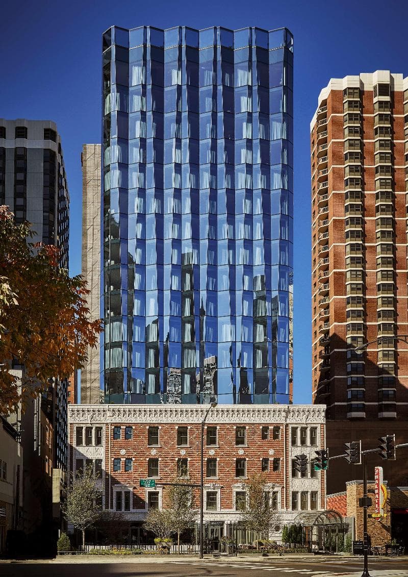 Viceroy Chicago 4