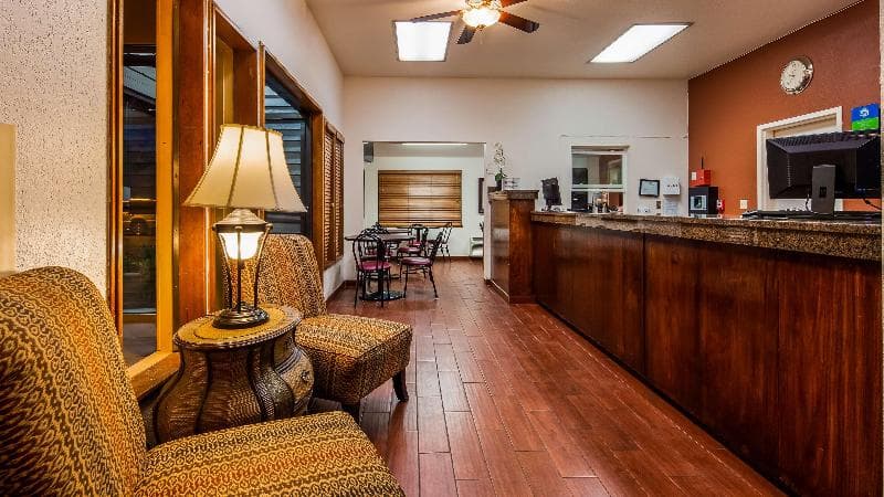 SureStay Hotel by Best Western Wenatchee 3