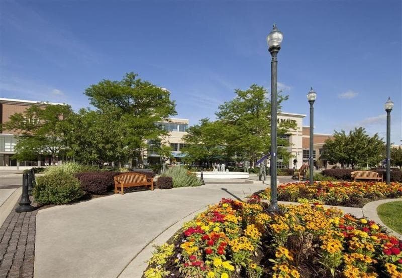 Sheraton Chicago Northbrook Hotel 4
