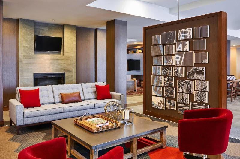 Four Points By Sheraton Fargo Medical Center 5