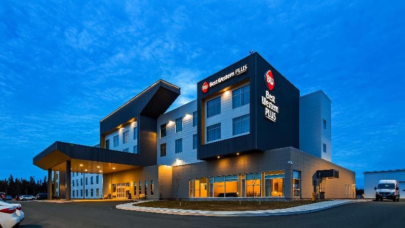 Best Western Plus St. John's Airport Hotel & Suites 2