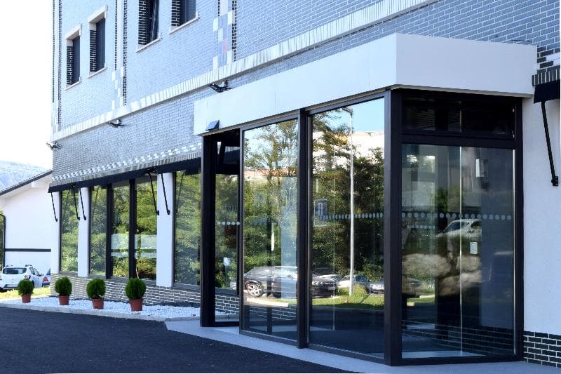 Hotel New Bilbao Airport 3