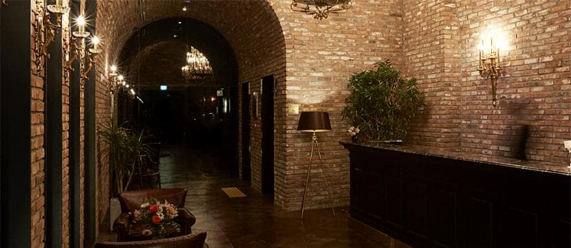 9 Brick Hotel 5