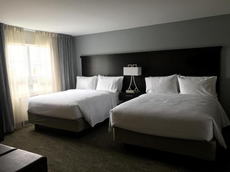 Staybridge Suites Madison - Fitchburg 2