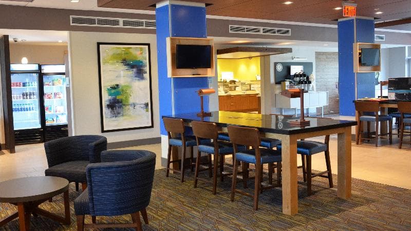 Holiday Inn Express & Suites Jacksonville W I295 and I10 3
