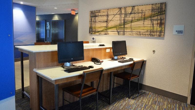 Holiday Inn Express & Suites Jacksonville W I295 and I10 4