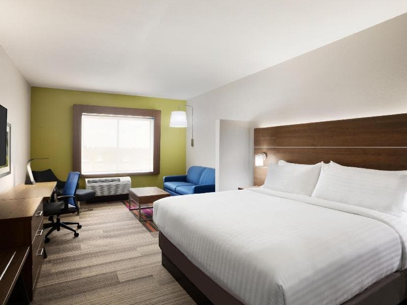 Holiday Inn Express & Sts Mcallen - Medical Centre photo 1