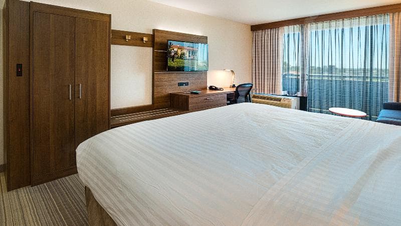 Holiday Inn Express Fullerton - Anaheim 5