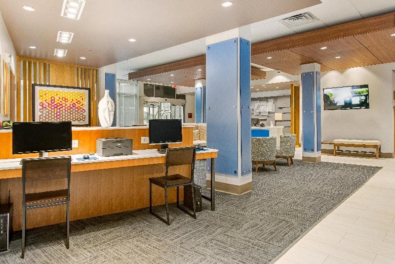 Holiday Inn Express And Suites Carrollton West 2