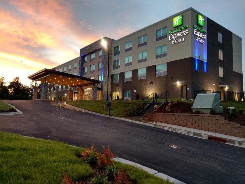 Holiday Inn Express & Suites University Research Park photo 1