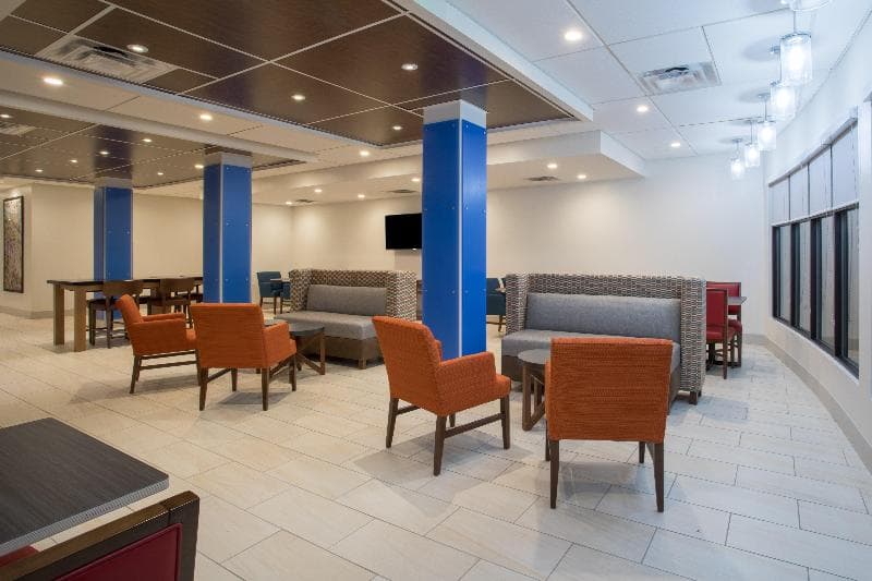 Holiday Inn Express And Suites Owings Mills-Baltim 5