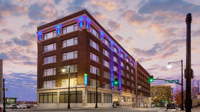 Holiday Inn Express Kansas City Downtown photo 1
