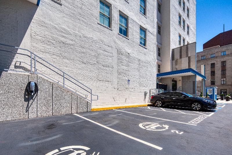 Holiday Inn Express Kansas City Downtown 3