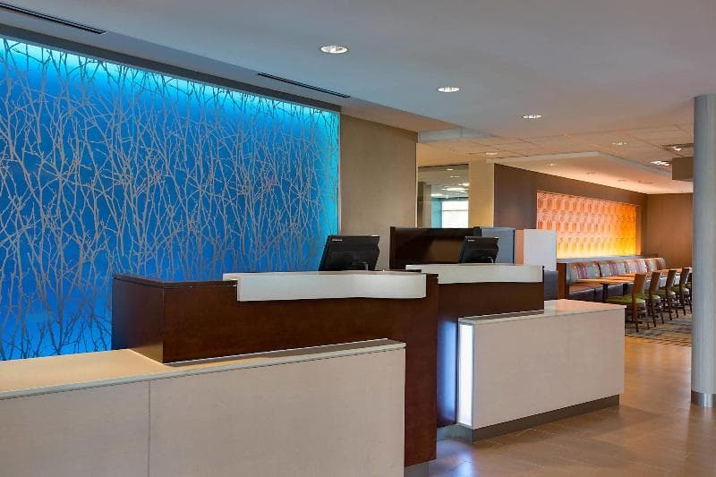 Fairfield Inn & Suites Dallas West/I-30 5