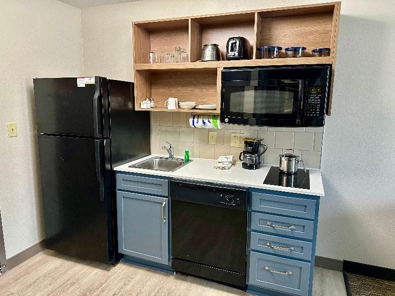 Candlewood Suites - Savannah Airport 5
