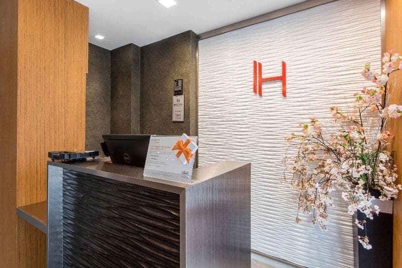 Insignia Hotel Ascend Hotel Collection 4