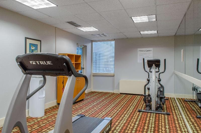 Ramada By Wyndham Shreveport Airport 3