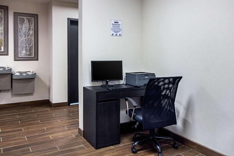 Suburban Extended Stay Hotel Monaca main