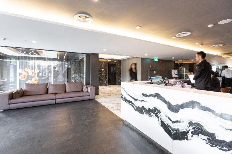 Stay Hotel 5