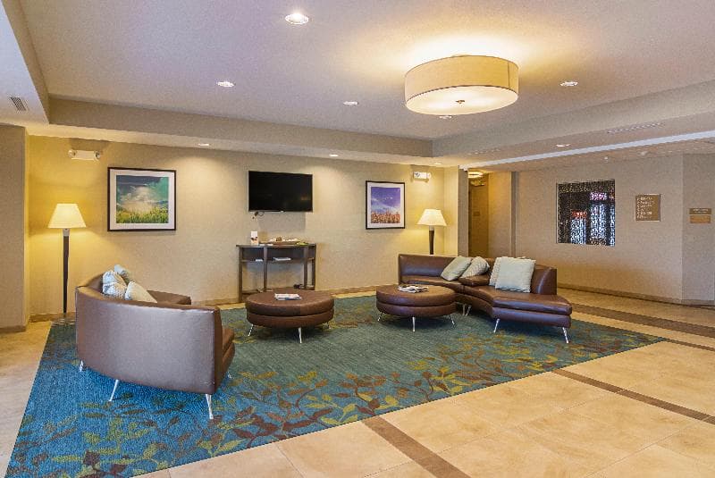 Candlewood Suites Pensacola - University Area 5