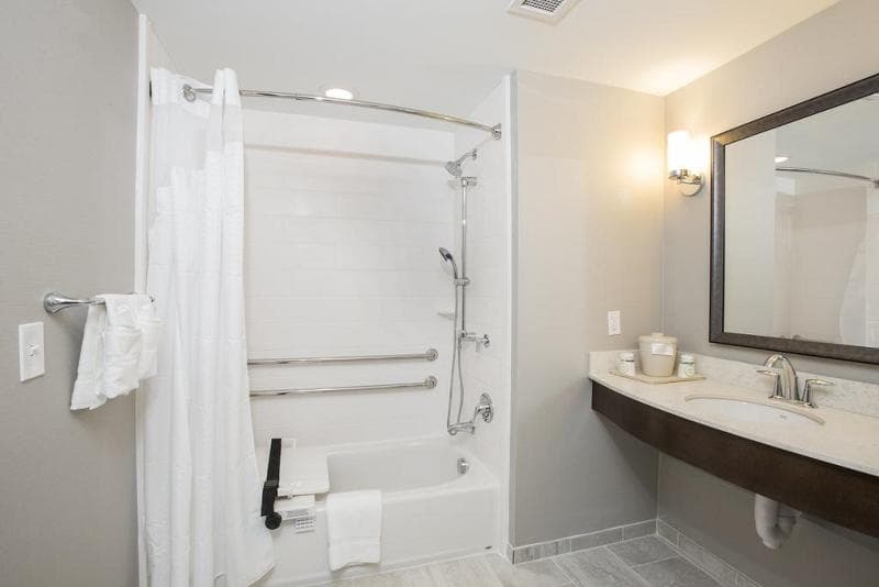 Holiday Inn Hotel & Suites Cincinnati Downtown main